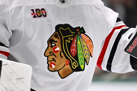 Blackhawks reportedly place fourth overall pick on the trade market, eyeing blockbuster deal