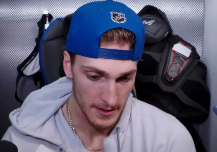 Tage Thompson lance un message aux fans du Canadien apr&egrave;s la d&eacute;faite