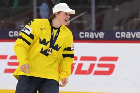 The race to trade up for Ivar Stenberg at second overall is proof the Maple Leafs are taking Gavin McKenna