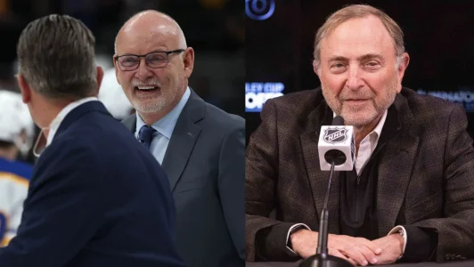1er mai 2026 ; Boston, Massachusetts, États-Unis ; Lindy Ruff, entraîneur-chef des Sabres de Buffalo, affiche un sourire après leur victoire de 4 à 1 contre les Bruins de Boston lors du sixième match du premier tour des séries éliminatoires de la Coupe Stanley 2026 au TD Garden. - 23 avril 2026 ; Ottawa, Ontario, Canada ; Gary Bettman, commissaire de la LNH, sadresse aux médias avant le troisième match du premier tour des séries éliminatoires de la Coupe Stanley 2026 des Hurricanes.