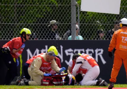 Sc&egrave;ne d'horreur : un pilote est hospitalis&eacute; d'urgence apr&egrave;s un grave accident au Grand prix de Barcelone