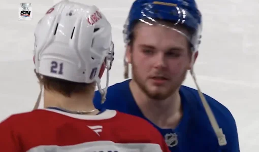 Zach Benson a pos&eacute; un geste marquant lors de la poign&eacute;e de main entre le Canadien et les Sabres