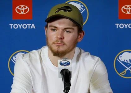 Zach Benson dit ce qu'il pense r&eacute;ellement au lendemain de la d&eacute;faite contre le Canadien
