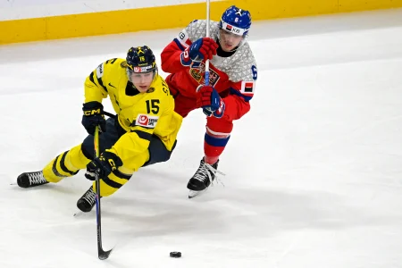 Insider reveals the 3 frontrunner teams to trade up with Sharks for Ivar Stenberg or Gavin McKenna