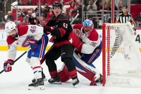 Canadiens handed major playoff distraction by Gary Bettman before Game 1 in Carolina