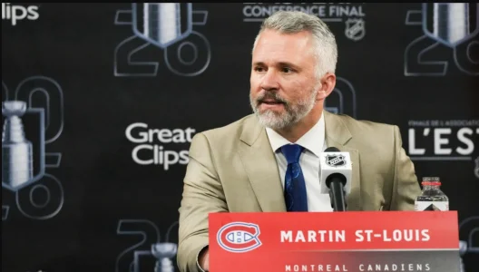 Martin St-Louis annonce une grosse nouvelle sur Lane Hutson