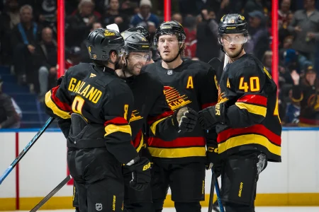 Edmonton Oilers linked to 600 game veteran forward to pair with Connor McDavid