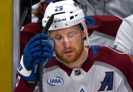 Nathan MacKinnon facing brutal optics after hobbling through Game 3