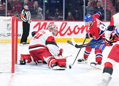 Coup de th&eacute;&acirc;tre avant le 3e match : il annonce avoir &eacute;t&eacute; remerci&eacute; par les Hurricanes