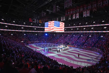 Fans were left speechless after this unexpected anthem moment