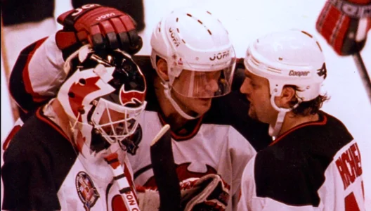 Martin Brodeur honors Claude Lemieux