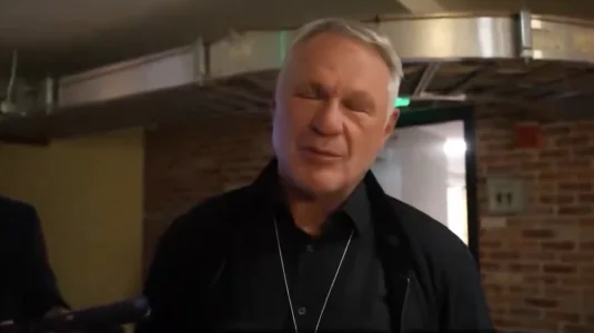 Claude Lemieux, ancien du Canadien de Montréal, en entrevue avant son décès.