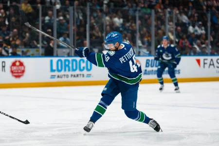 Apr 14, 2026; Vancouver, British Columbia, CAN; Vancouver Canucks forward Elias Pettersson (40) shoots against the Los Angeles Kings in the second period at Rogers Arena.