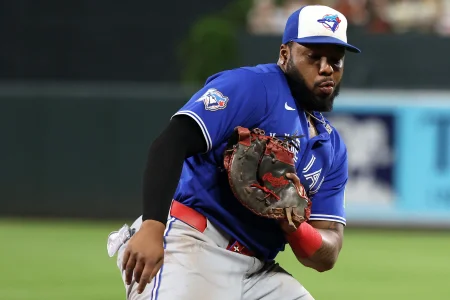 Blue Jays broadcaster rips into the team live on air after loss to the Braves