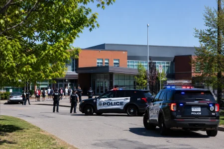 Une menace provoque un confinement dans une &eacute;cole du Qu&eacute;bec