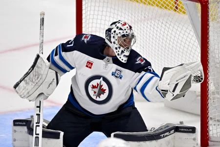 NHL insider reveals huge news involving the Jets' upcoming first-round pick and Connor Hellebuyck