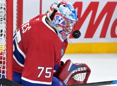 Jakub Dobes pose un geste qui risque de plaire aux fans du Canadien