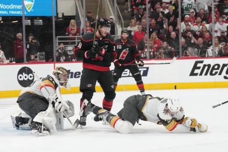 Les Golden Knights donnent une mise &agrave; jour majeure sur Brayden McNabb