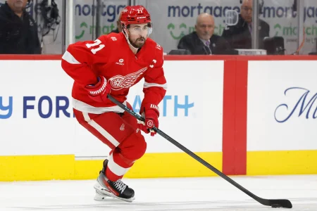 Three teams want Dylan Larkin, per Elliotte Friedman, but it ultimately needs his approval