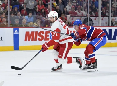 Les trois &eacute;quipes que Dylan Larkin voudrait &ecirc;tre &eacute;chang&eacute; viendraient de fuiter