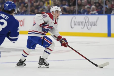 Sep 27, 2025; Toronto, Ontario, CAN; defenseman Lane Hutson (48) carries the puck against the Toronto Maple Leafs during the second period at Scotiabank Arena. Sep 27, 2025; Toronto, Ontario, CAN; defenseman Lane Hutson (48) carries the puck against the Toronto Maple Leafs during the second period at Scotiabank Arena.