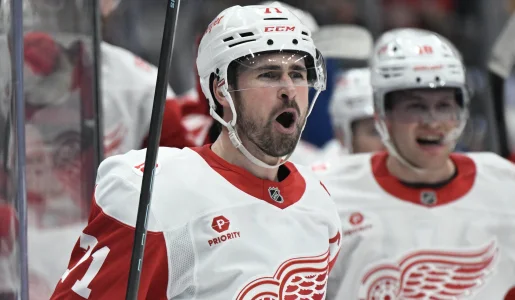 Les Red Wings demanderaient un joueur en particulier au Canadien pour une transaction impliquant Dylan Larkin