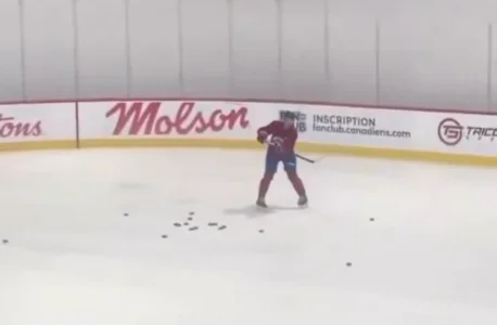 Un nouveau visage chez le Canadien d&eacute;barque &agrave; Brossard et un geste en direct fait grandement r&eacute;agir