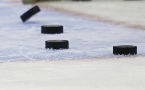 Une trag&eacute;die secoue le hockey : un attaquant de 21 ans est d&eacute;c&eacute;d&eacute;