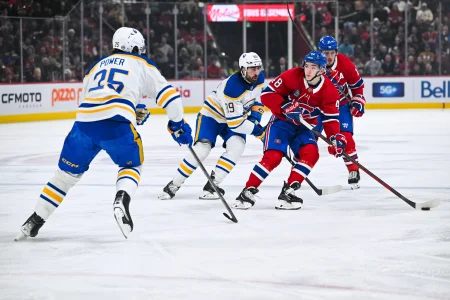 &Ccedil;a brasse pour une offre majeure d&eacute;pos&eacute;e qui pourrait ouvrir la porte au Canadien