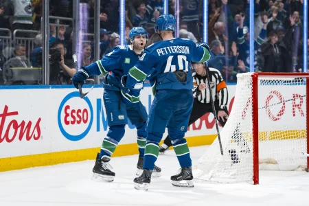 Original Six team emerges as legitimate destination for Elias Pettersson