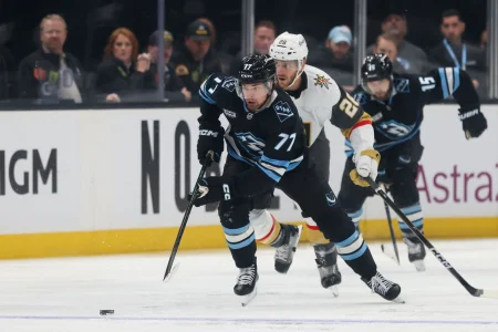 Boston Bruins make massive trade with Utah minutes before NHL draft