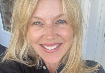 Julie B&eacute;langer s'offre tout un changement de look et elle est magnifique
