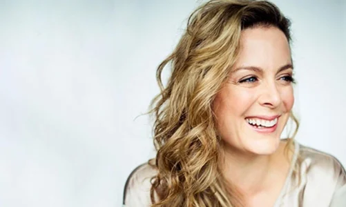 Julie Le Breton fait une rare confidence sur son amoureux connu dans le milieu