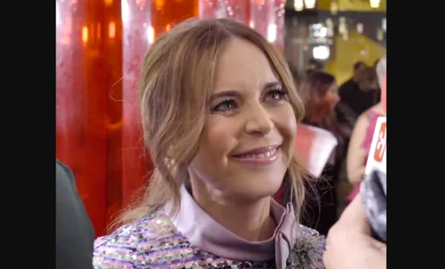 Julie Snyder partage de rares images avec son amoureux