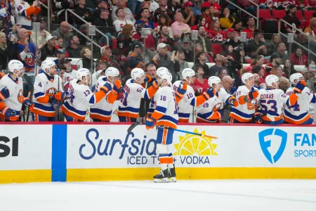 Vegas Golden Knights sign free agent centerman to a two-year deal