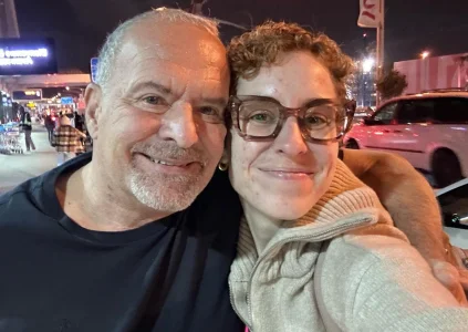 La fille de Pierre Houde partage une photo avec son p&egrave;re et elle fait une annonce