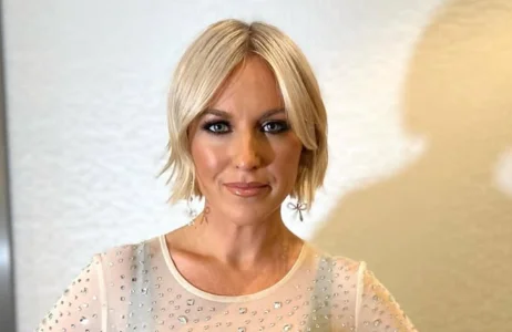 Apr&egrave;s sa s&eacute;paration, &Eacute;mily B&eacute;gin partage une annonce remarqu&eacute;e