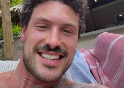 Fr&eacute;d&eacute;rick Robichaud fait jaser en d&eacute;voilant l'identit&eacute; de sa nouvelle date
