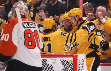 Four teams reportedly in the mix for former Pittsburgh Penguin and top remaining free agent