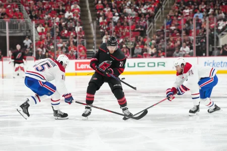 Une &eacute;norme surprise se retrouve dans l'alignement projet&eacute; du Canadien pour la prochaine saison par la LNH