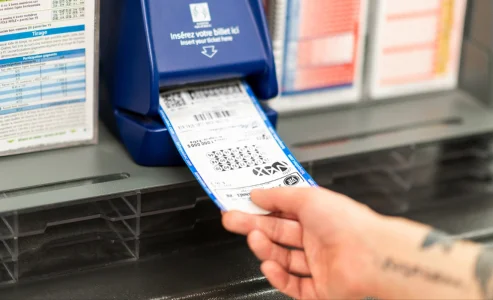 Un nouveau millionnaire au Qu&eacute;bec, le billet gagnant a &eacute;t&eacute; achet&eacute; dans ce d&eacute;panneur