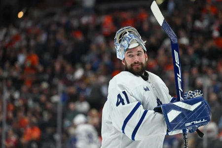 The Jet Greaves contract just made Anthony Stolarz look like a bargain