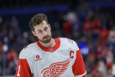 NHL insider provides latest details on Dylan Larkin trade saga in Detroit