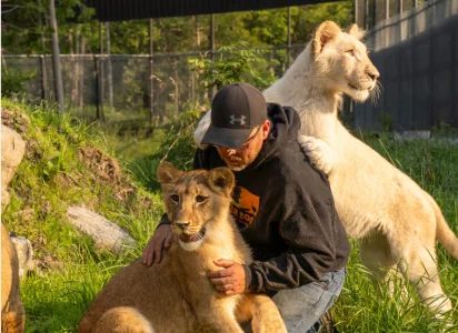 &Eacute;milie Ferland et Clifford Miller du Miller Zoo font une triste annonce