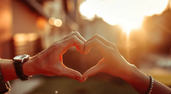Ces deux vedettes qu&eacute;b&eacute;coises confirment enfin &ecirc;tre en couple