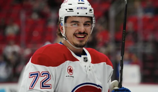L'agent d'Arber Xhekaj cause la surprise et fait une sortie publique concernant les rumeurs de transaction