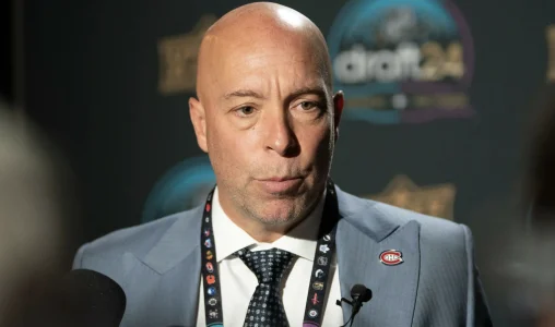 RUMEUR : Kent Hughes serait en discussion avec un centre offensif pour l'ajouter au top-6 du Canadien