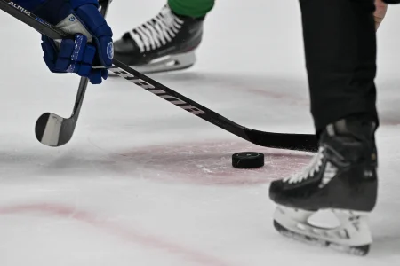 Longtime Canucks broadcaster passes away after over 25 years covering team: Remembering John McKeachie