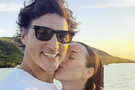Justin Trudeau et Katy Perry prennent la pose en amoureux