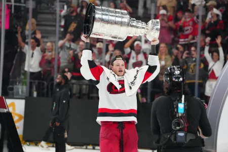 Eric Robinson's Stanley Cup day turned into an emotional moment for the Gaudreau family